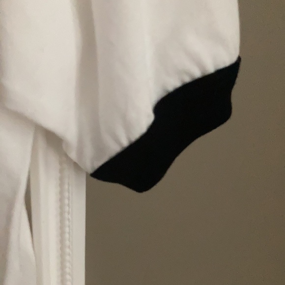 𝅺GREEN Acres tee - Picture 5 of 6